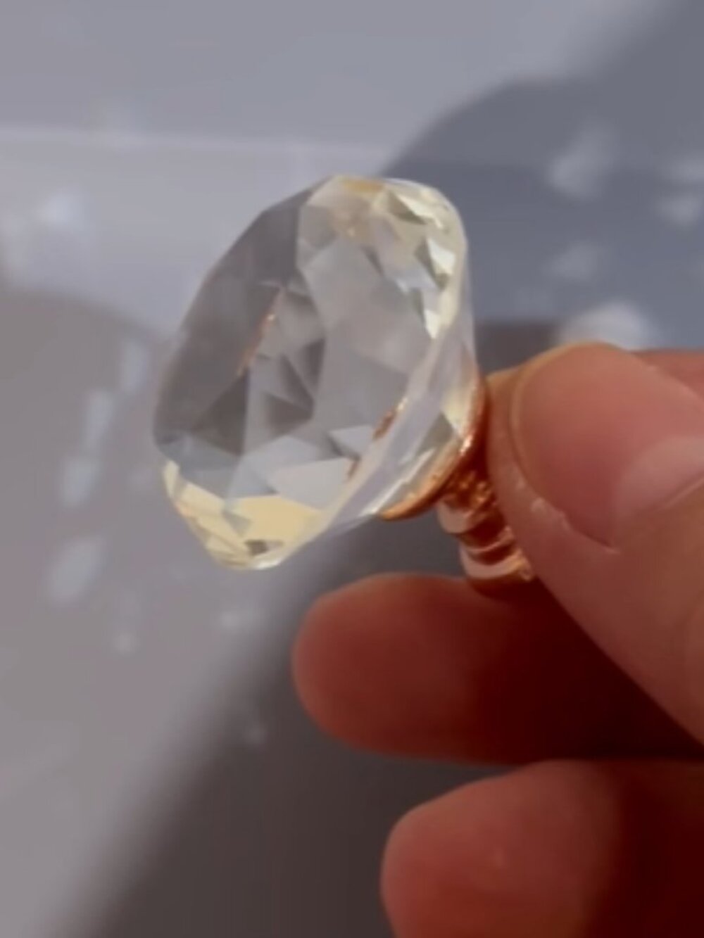 2PCS Drawer Knobs Diamond Shaped Crystal Glass 30mm